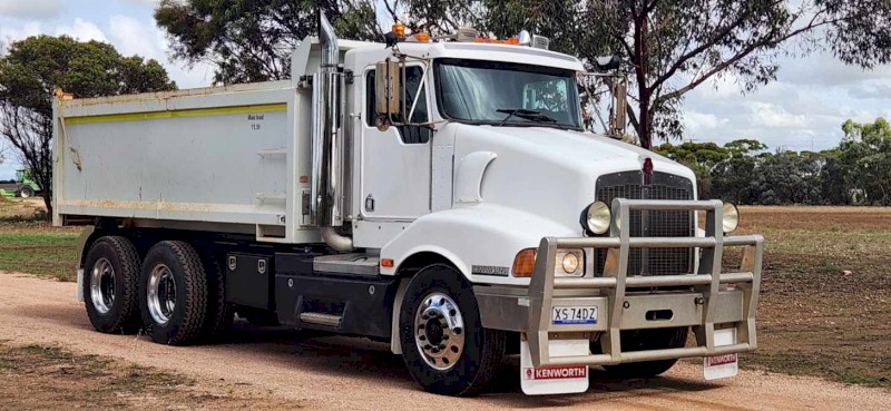 Kenworth T401 Tipper Truck