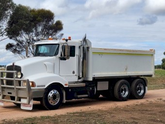 Kenworth T401 Tipper Truck