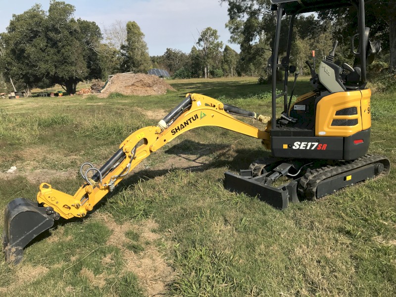 Shantui SE17SR 1.8 tonne Excavator