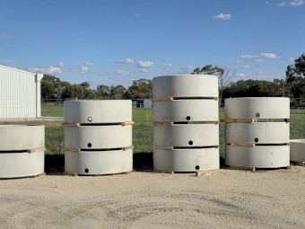 CLEARANCE!  1.94m diameter / 1400Lt Round Concrete Troughs - minor damage