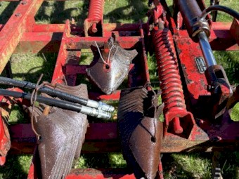 Massey Ferguson 120 21 Tyne Scarifier