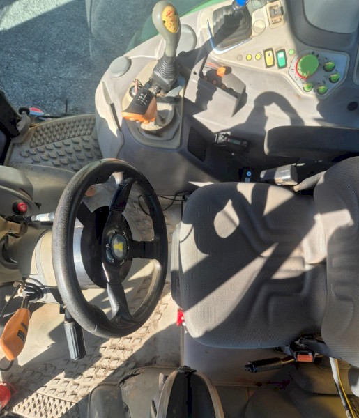 2019 Deutz-Fahr 6135G Tractor - GPS Auto-steer