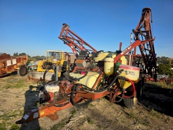 Hardi 2720 Comnander Boom Sprayer