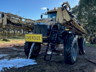 Croplands Rogator 1300B 2013