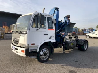 2005 NISSAN LK 245 Semi Trailer with crane and step deck trailer 
