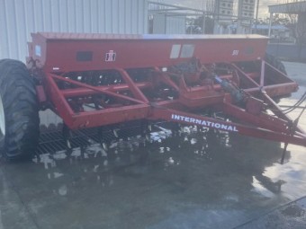 511 international 24 row