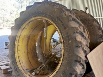 John Deere R4045/4060/616 SP 480/80R50 Duals 