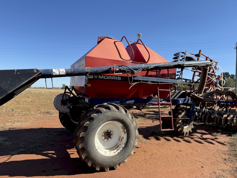 32ft Morris Concept 2000 w-Morris Aircart