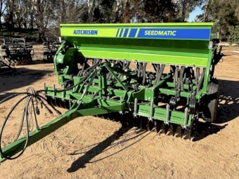 Aitchison Seedmatic 4124 CT Seeder