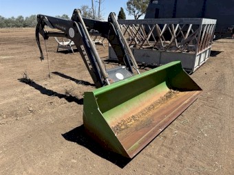 STOLL FRONT END LOADER