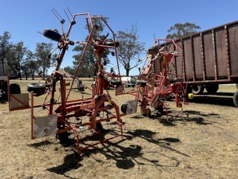 KUHN GF6400MH TEDDER HAY RAKE