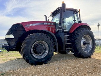 2018 CASE IH Magnum 250 CVT Tractor