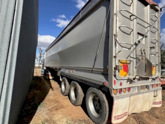 2001 Tefco Tipper Trailer