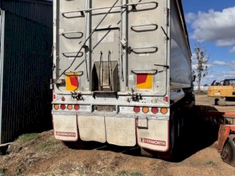 2001 Tefco Tipper Trailer
