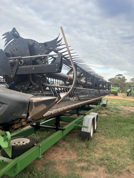 2014 Macdon D65
