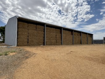Oaten Hay 8x4x3 Bales