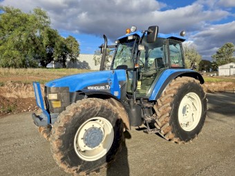 2004 New Holland TM150