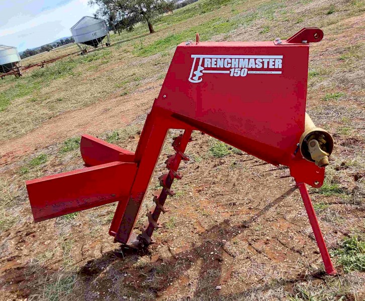 Trenchmaster 150 trencher