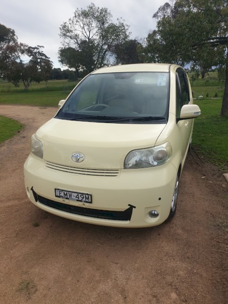 "Happy Car" Toyota Porte Mobility Vehicle
