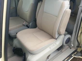 "Happy Car" Toyota Porte Mobility Vehicle