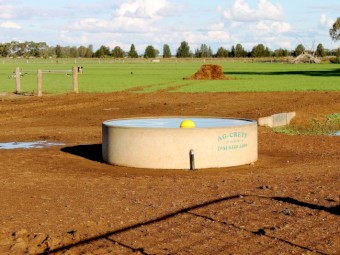 8' Round Cattle/Horse Water Trough- 2200Lt