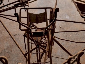 Rotating 4 x Lamb Cradle