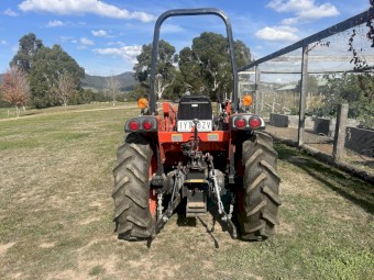 KIOTI - 5810 - Excellent condition, only 126 hours, as new, reluctant sale, exceptional buy. 