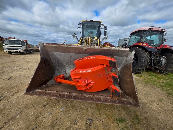 Komatsu WA250-5H Front End Loader