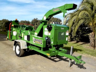 4/2021 BANDIT INTIMIDATOR 12X COMMERCIAL DIESEL 12' WOOD CHIPPER