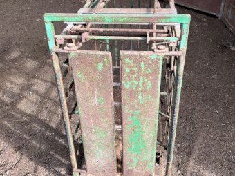 Manual Ruddweigh crate