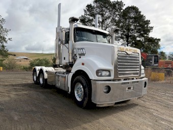 2018 Mack Superliner Day Cab **REBUILD HISTORY**