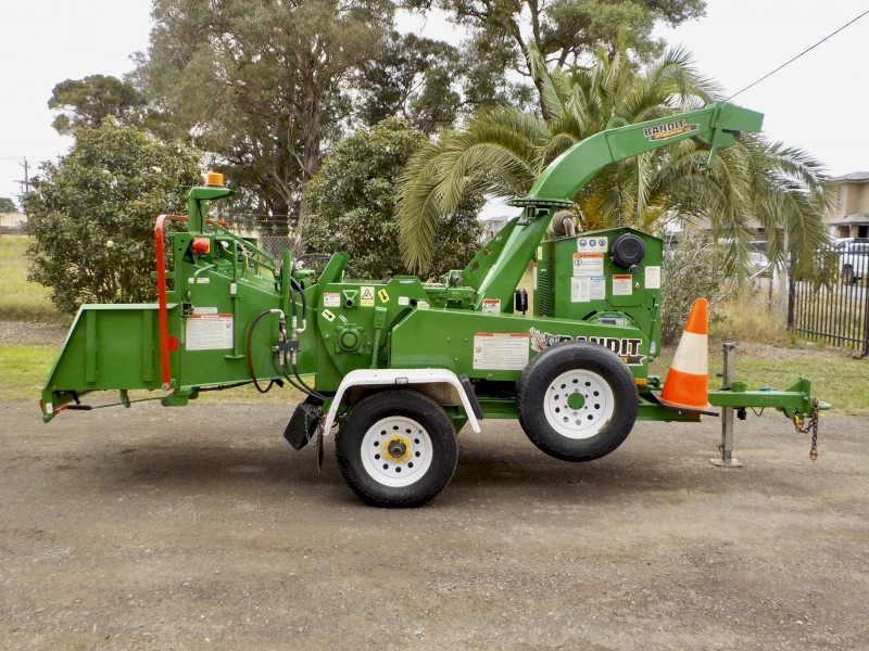 11/2020 Bandit Intimidator 12X Wood Chipper | Gov't Owned | 1,541 Hrs | Immaculate Condition