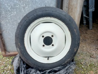 AgriBoss tractor, Front wheel and new tyre