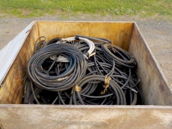 QUANTITY OF HYDRAULIC HOSES & FITTINGS