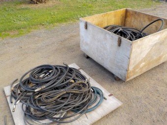 QUANTITY OF HYDRAULIC HOSES & FITTINGS