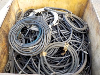 QUANTITY OF HYDRAULIC HOSES & FITTINGS