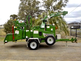10/2018 BANDIT INTIMIDATOR 18XP 18" COMMERCIAL WOOD CHIPPER