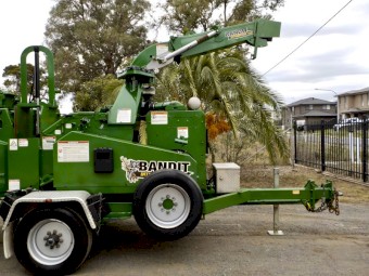 10/2018 BANDIT INTIMIDATOR 18XP 18" COMMERCIAL WOOD CHIPPER