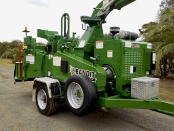 10/2018 BANDIT INTIMIDATOR 18XP 18" COMMERCIAL WOOD CHIPPER