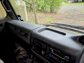 Nissan ud 245
