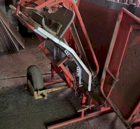 Hecton Mobile Sheep Handler