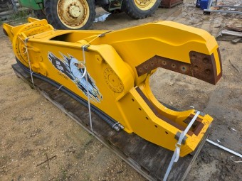 JW Hydraulic Scrap Shear - BRAND NEW!!!