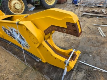 JW Hydraulic Scrap Shear - BRAND NEW!!!