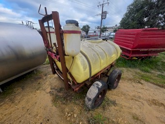 Hardi 1200 Litre Poly Tank on Trailer