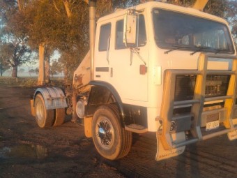 1988 International T-Line T2670 Prime Mover