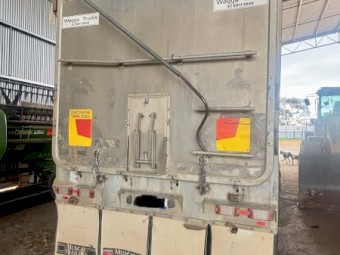 2008 muscat tipping trailer 
