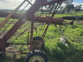Hay elevator 