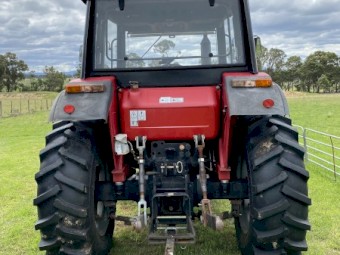 YTO A704 Tractor