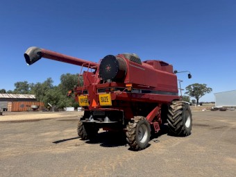CASE IH 2388 Header – 2002 Model