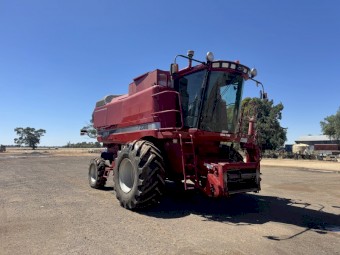CASE IH 2388 Header – 2002 Model